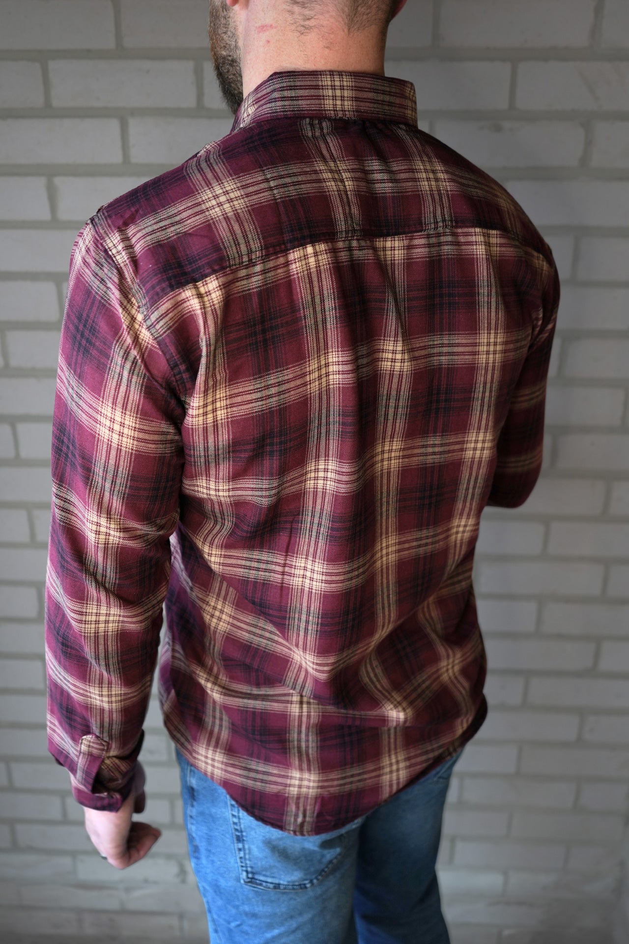 BLOOD RED lightweight flannel from the back