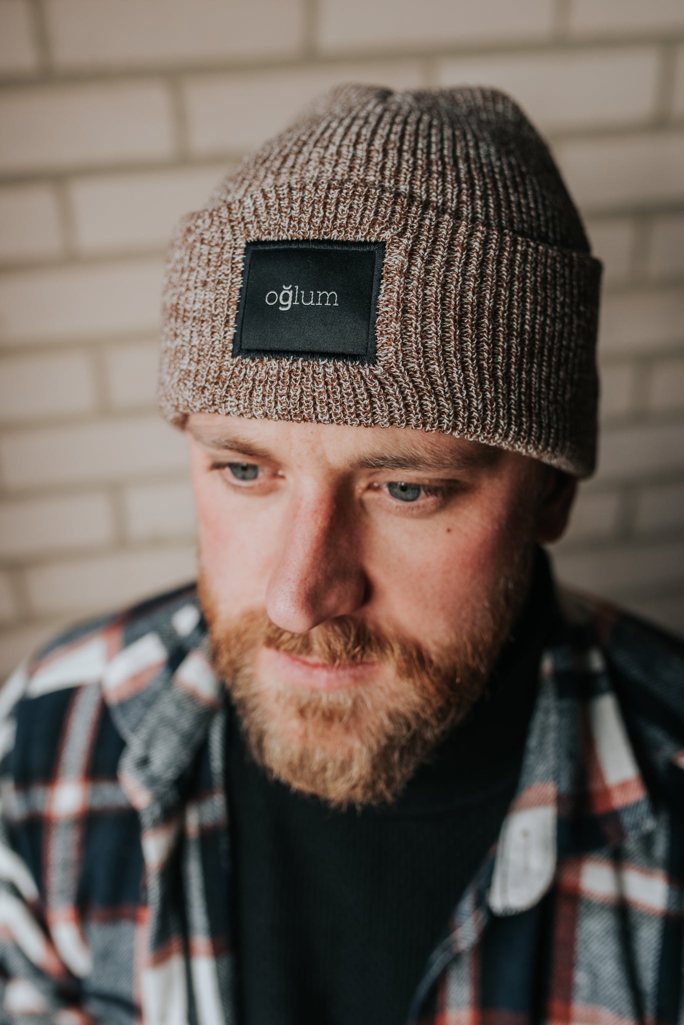 SANDY BRANDED BEANIE HAT