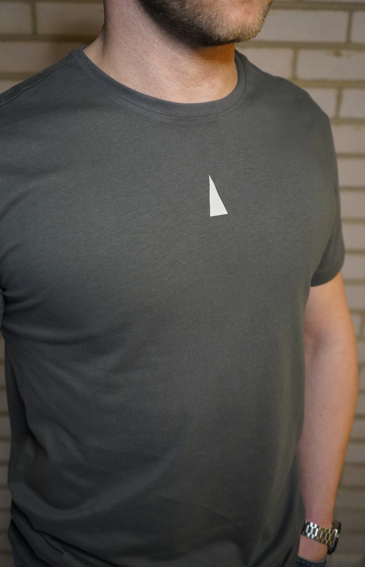 Triangle t-shirt side